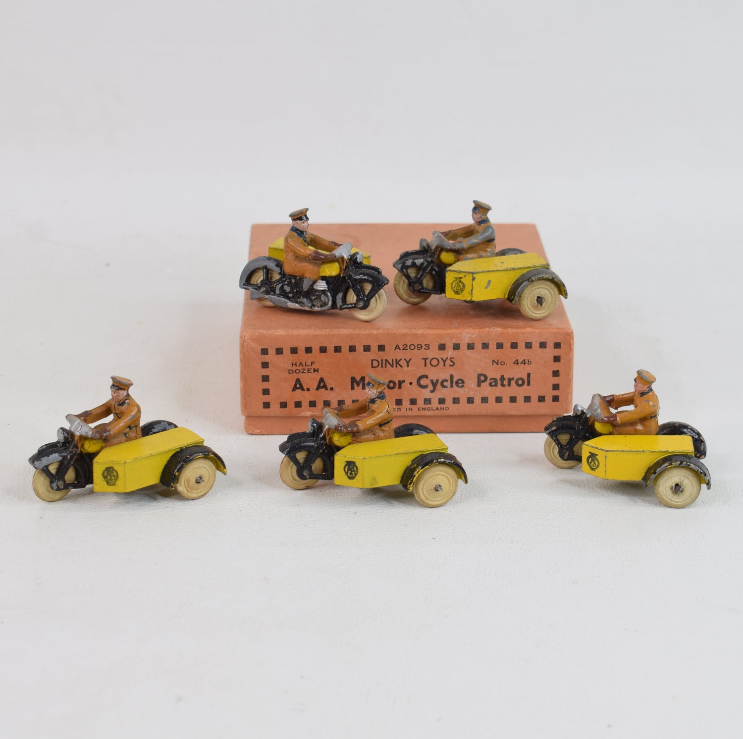 Pre war Dinky 44b A.A Motor.cycle Patrol trade set (incomplete)