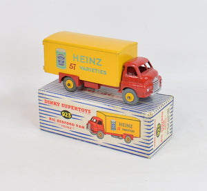 Dinky Toys 923 Big Bedford 'Heinz Beans' Virtually Mint/Boxed