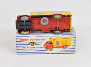 Dinky Toys 923 Big Bedford 'Heinz Beans' Virtually Mint/Boxed