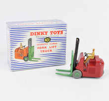 Dinky toys 401 Coventry Climax Forklift Virtually Mint/Nice box (Cherry red/green)