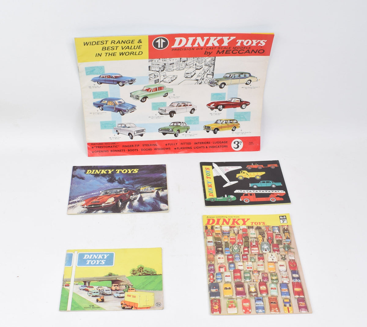 5 x Dinky toys catalogues