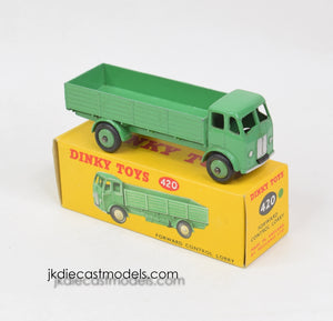 Dinky toys 420 Forward Control Virtually Mint/Lovely box (Green with green hubs)