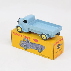 Dinky toys 412 Austin Wagon Virtually Mint/Nice box