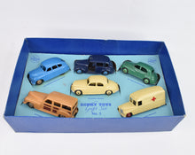 Dinky toys 3 Passenger Cars Gift set Virtually Mint/Nice box (Sileby)
