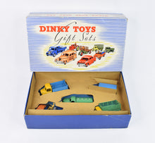 Dinky toys 2 Commercial Vehicles Virtually Mint/Nice box (Sileby)