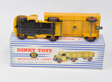 Dinky Toys 521/921 Articulated Bedford Virtually Mint/Nice box