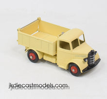 Dinky Toys 25m Bedford End Tipper Virtually Mint