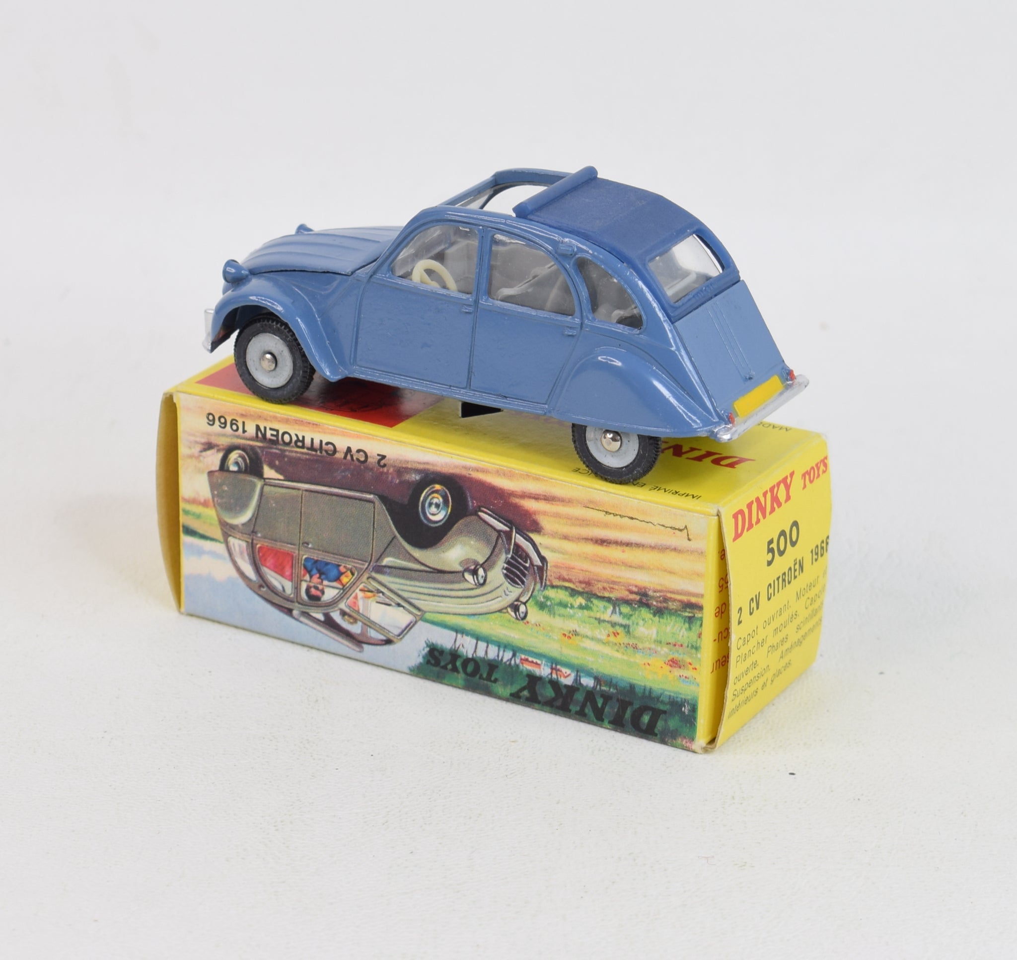 DINKY TOYS ATLAS Citroën 2cv échelle 1/43 avec boîte EUR 19,90 DINKY TOYS ATLAS Citroën 2cv échelle 1/43 avec boîte EUR 19,90