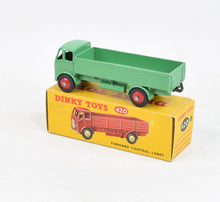 Dinky toys 420 Forward Control Virtually Mint/Boxed