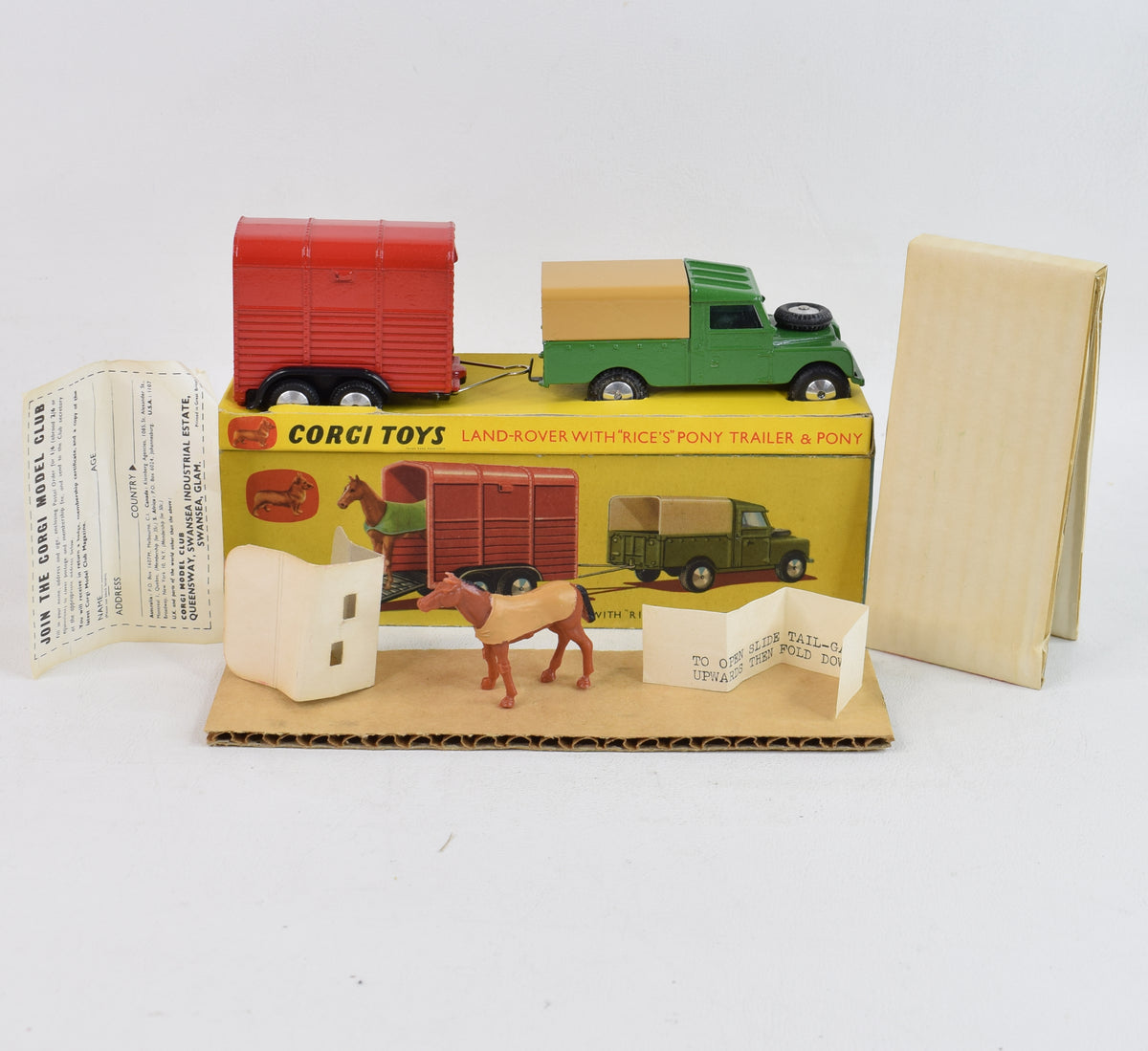 Corgi Toys Gift Set 2 - Land-Rover with Rice's Trailer - Virtually Near Mint/Boxed
