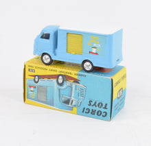 Corgi toys 435 Karrier Bantam Dairy Produce Virtually Mint/Boxed (Shaped hubs)
