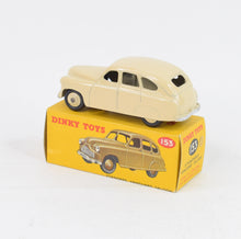 Dinky Toys 153 Standard Vanguard Virtually Mint/Nice box (Earlier issue)