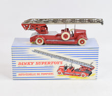 French Dinky toys 899 Auto-Echelle Fire Engine Virtually Mint/Lovely box