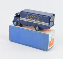 Dinky Toys 514 Guy Van 'Lyons' Virtually Mint/Nice box