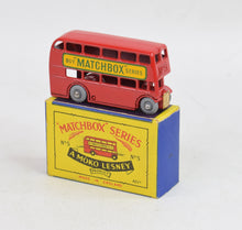 Matchbox Lesney 5 London Routemaster Bus MW/B2 box Virtually Mint/Lovely box