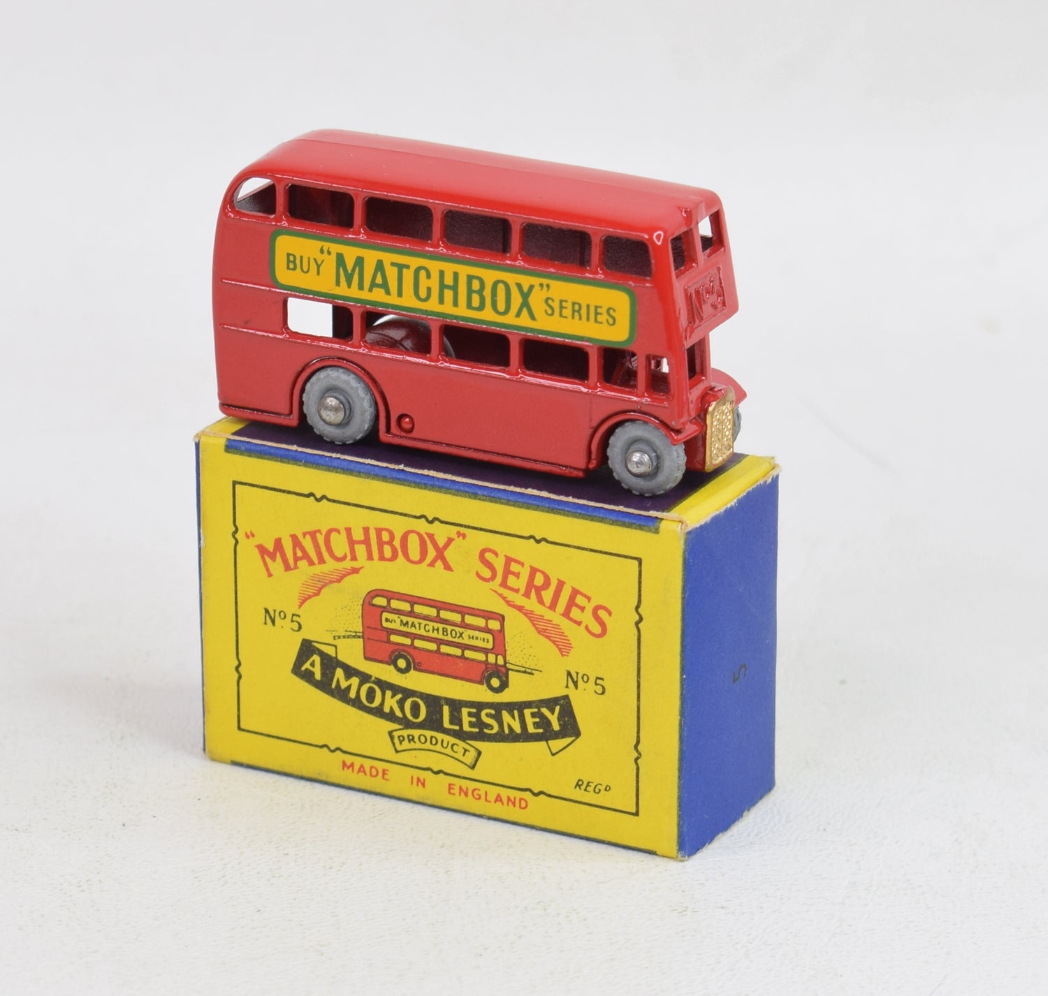 Matchbox Lesney 5 London Routemaster Bus MW/B2 box Virtually Mint/Lovely box