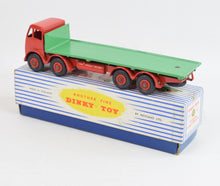 Dinky toys 502/902 Foden flat truck with tailboard Virtually Mint/Nice box