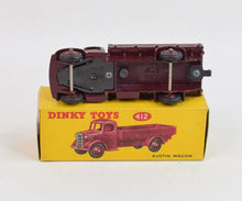 Dinky toys 412 Austin Wagon Virtually Mint/Nice box