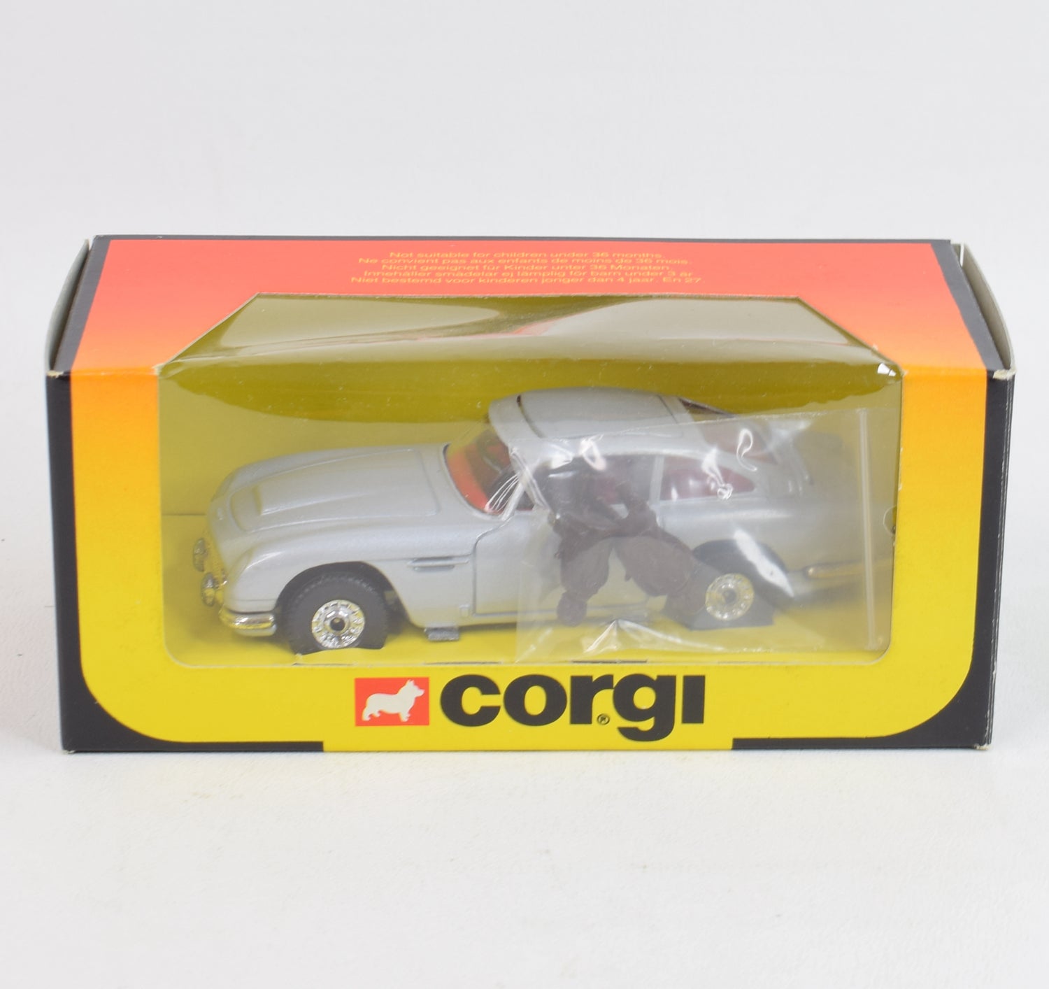 Corgi toys 271 Bond Aston Virtually Mint/Nice box