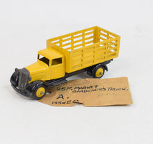 Dinky Toys 25f Market Gardeners Very Near Mint (Colour sample)