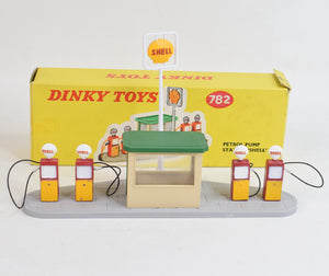Dinky Toys 782 'Shell' Pump set Virtually Mint/Nice box