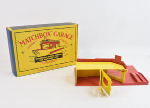 Matchbox Lesney Showroom & Service station Virtually Mint/Nice box