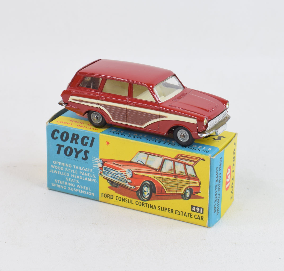 Corgi toys 491 Ford Consul Estate Virtually Mint/Boxed (Cast hubs)