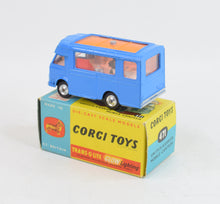 Corgi toys 471 Smith's-Karrier Mobile Canteen Virtually Mint/Boxed