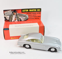Lincoln International No.7501 - Secret Agent - Motorised Aston Martin DB5 Mint/Lovely box