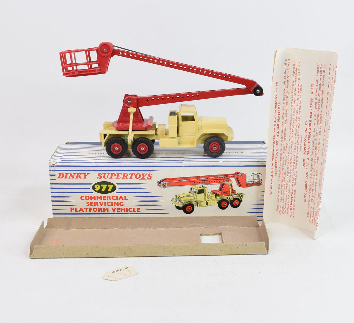 Dinky toys 977 Commercial Service Platform Virtually Mint/Boxed