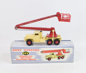 Dinky toys 977 Commercial Service Platform Virtually Mint/Boxed