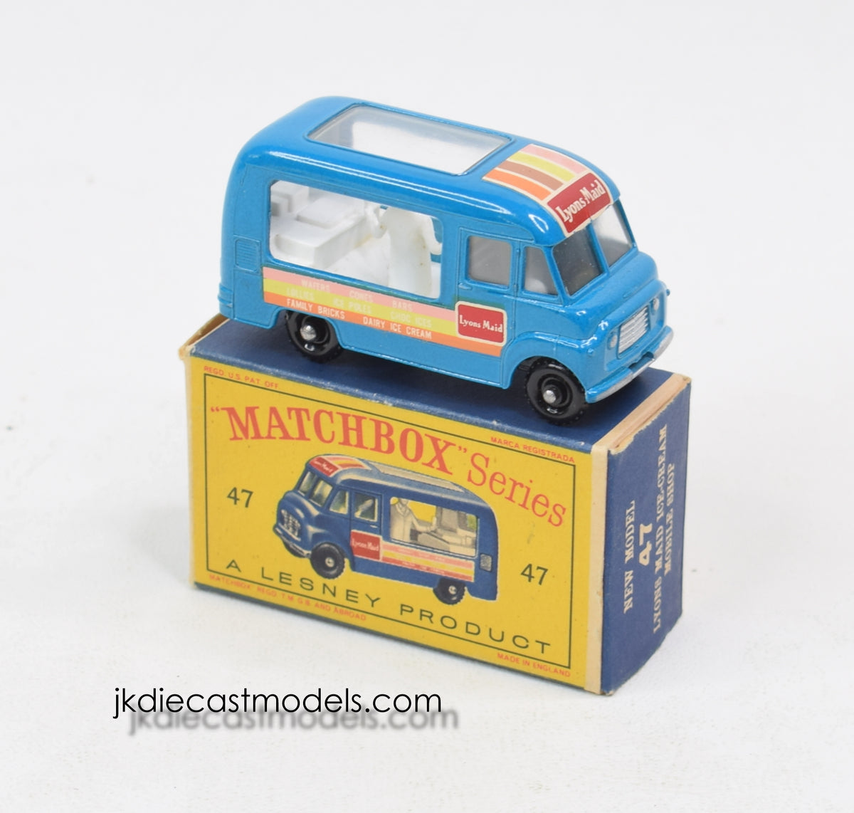 Matchbox Lesney 47 Lyons maid Ice cream shop BPW/D box Virtually Mint/Nice box ''Dryden Collection''