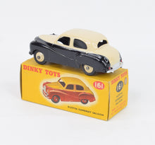 Dinky Toys 161 Austin Somerset Virtually Mint/Nice box (Late issue)