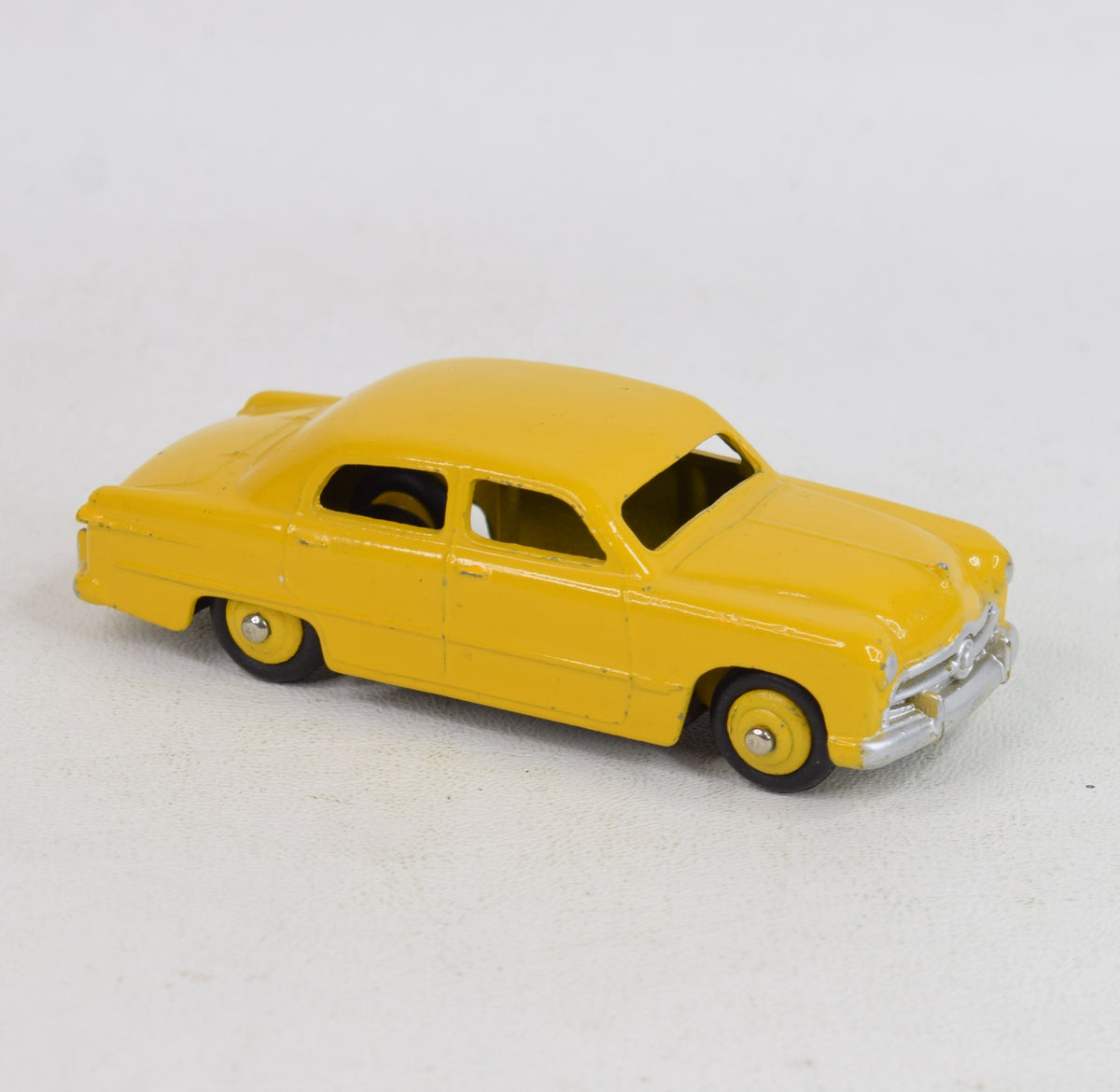 Dinky toys 139a Ford Fordor Virtually Mint