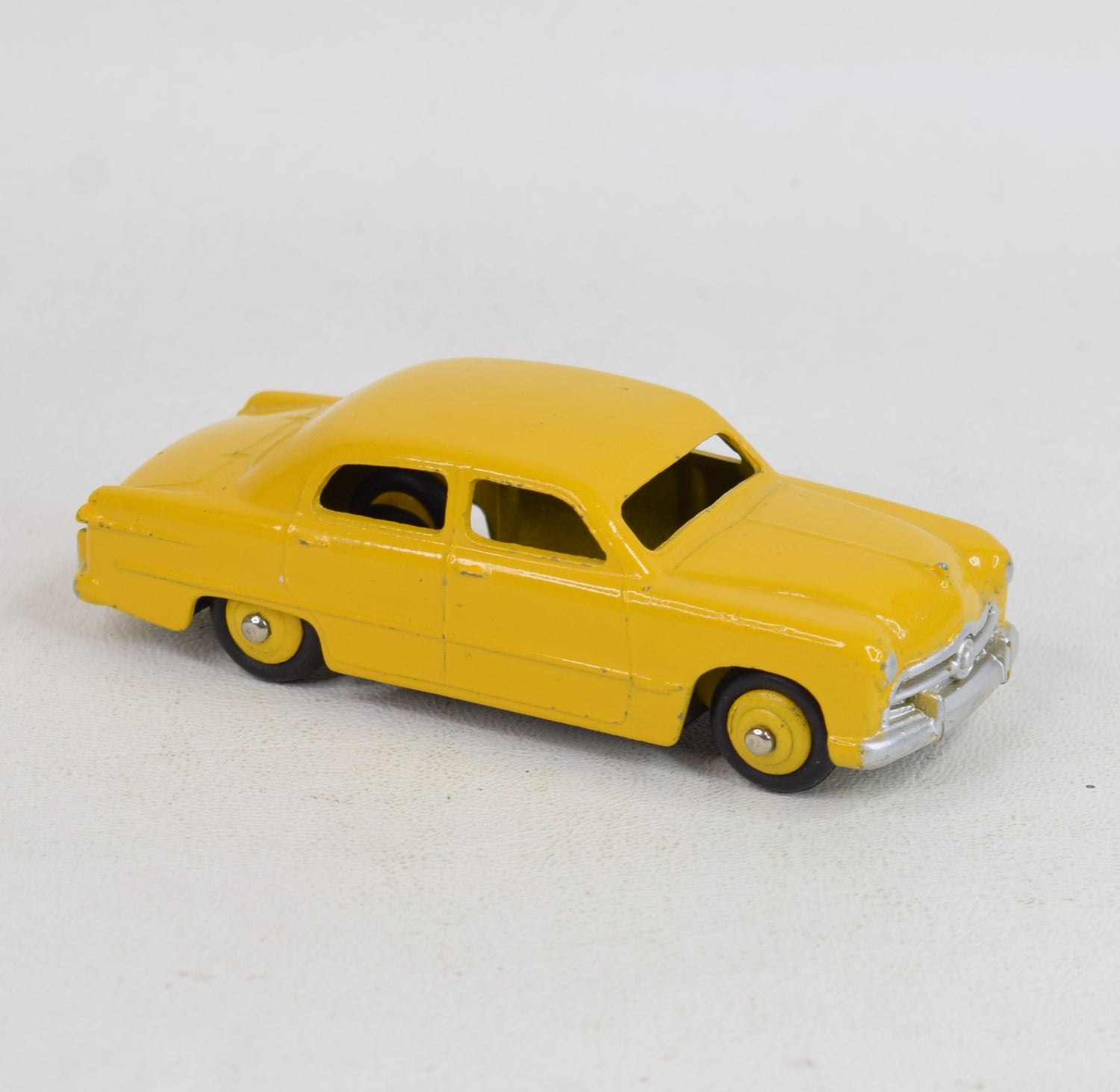 Dinky toys 139a Ford Fordor Virtually Mint