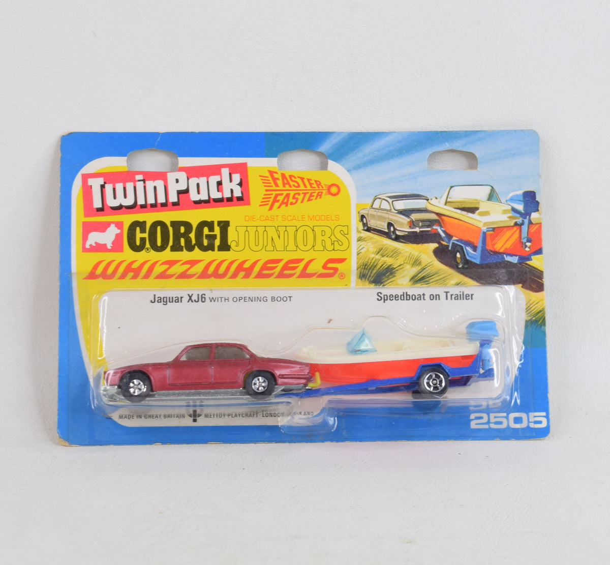 Corgi Juniors 2505 Jaguar XJ6 and speedboat - MOC