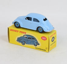 Dinky toys 181 VW Beetle Virtually Mint/Boxed (Plastic hubs)