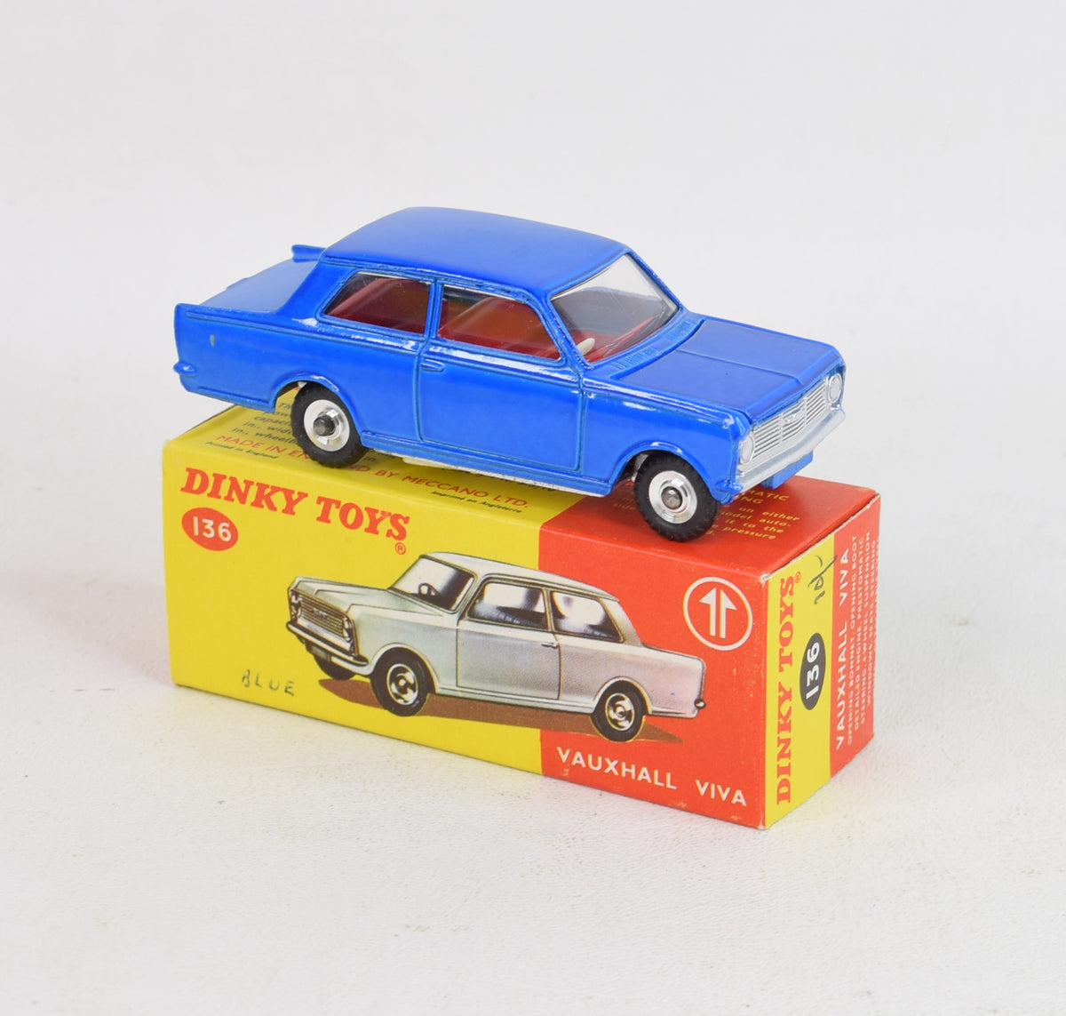 Dinky toys 136 Vauxhall Viva Virtually Mint/Nice box