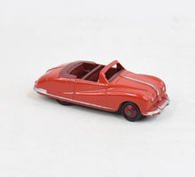 Dinky toys 140a/106 Austin Atlantic Very Near Mint