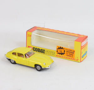 Corgi toys 374 5.3 'E' Type Jaguar Virtually Mint/Nice box