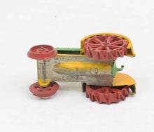 Pre war Dinky toy 22e farm tractor Very Near Mint