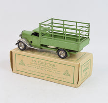 Tri-ang Minic 67m Farm Lorry Virtually Mint/Boxed