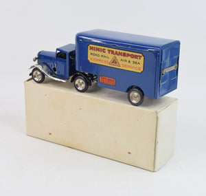 Tri-ang Minic 30m Mechanical Horse with Pantechnicon set Very Near Mint/Boxed
