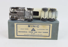 Tri-ang Minic 70m Mech Horse & Milk tanker Virtually Mint/Boxed