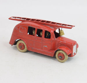 Dinky toys 25k pre war Steamlined Fire Engine Near Mint