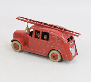 Dinky toys 25k pre war Steamlined Fire Engine Near Mint