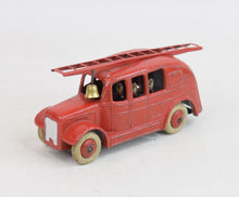Dinky toys 25k pre war Steamlined Fire Engine Near Mint