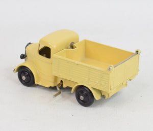 Dinky Toys 25m Bedford End Tipper Virtually Mint (black hubs)