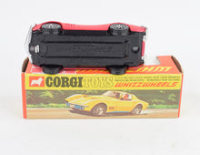 Corgi toys 387 Corvette Stingray Virtually Mint/Nice box