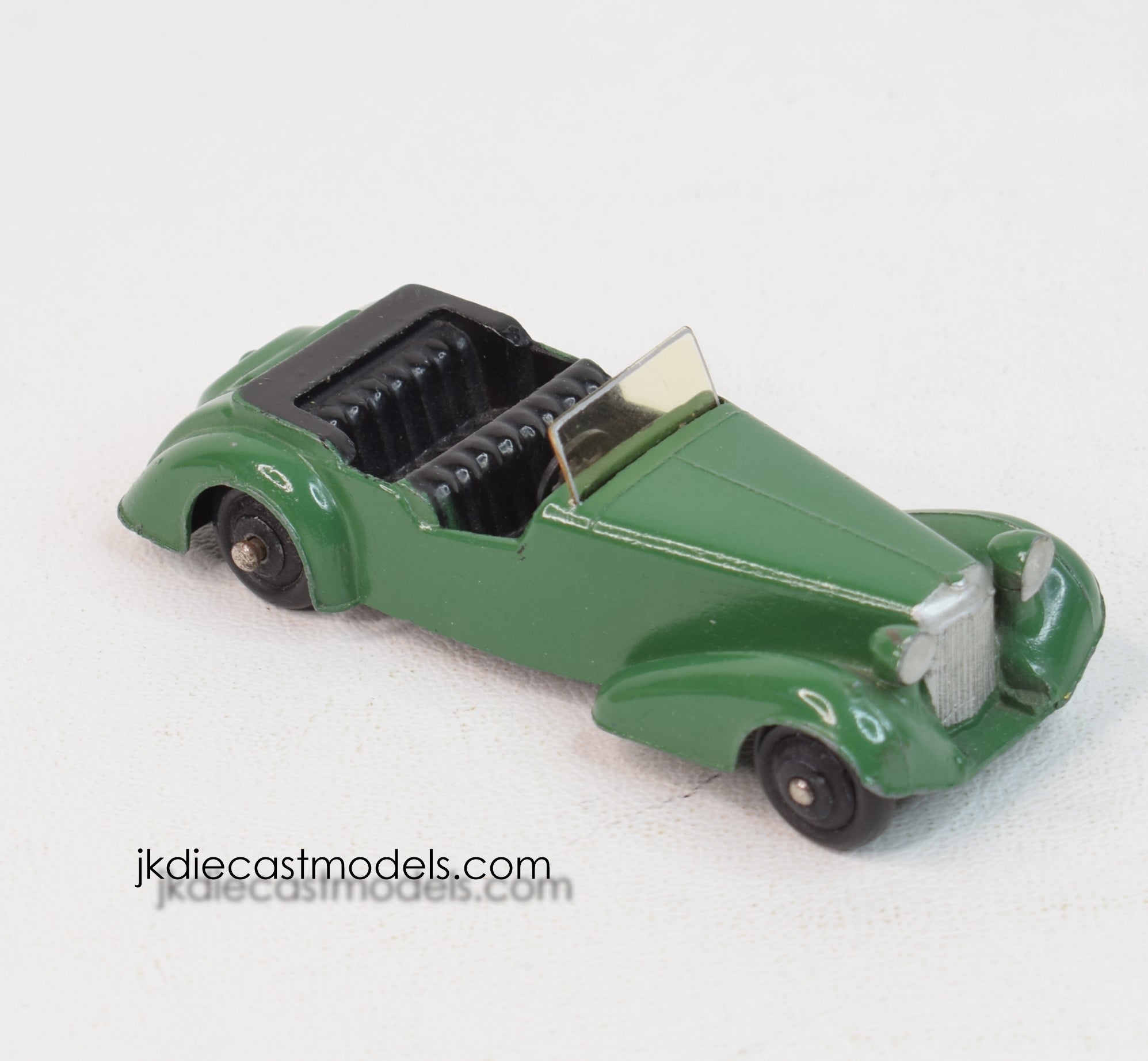 Dinky Toys 38D Alvis Very Near Mint – JK DIE-CAST MODELS